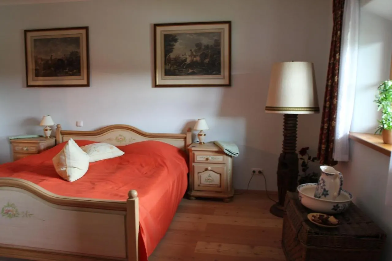 Villa Schusterhof à Bergen  0*, Bergen (Traunstein)